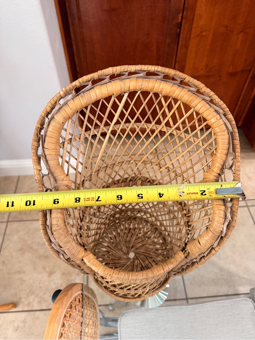 Vintage Wicker Rattan Wall Pocket Basket Boho Hanging Planter Organizer - Picture 6 of 7